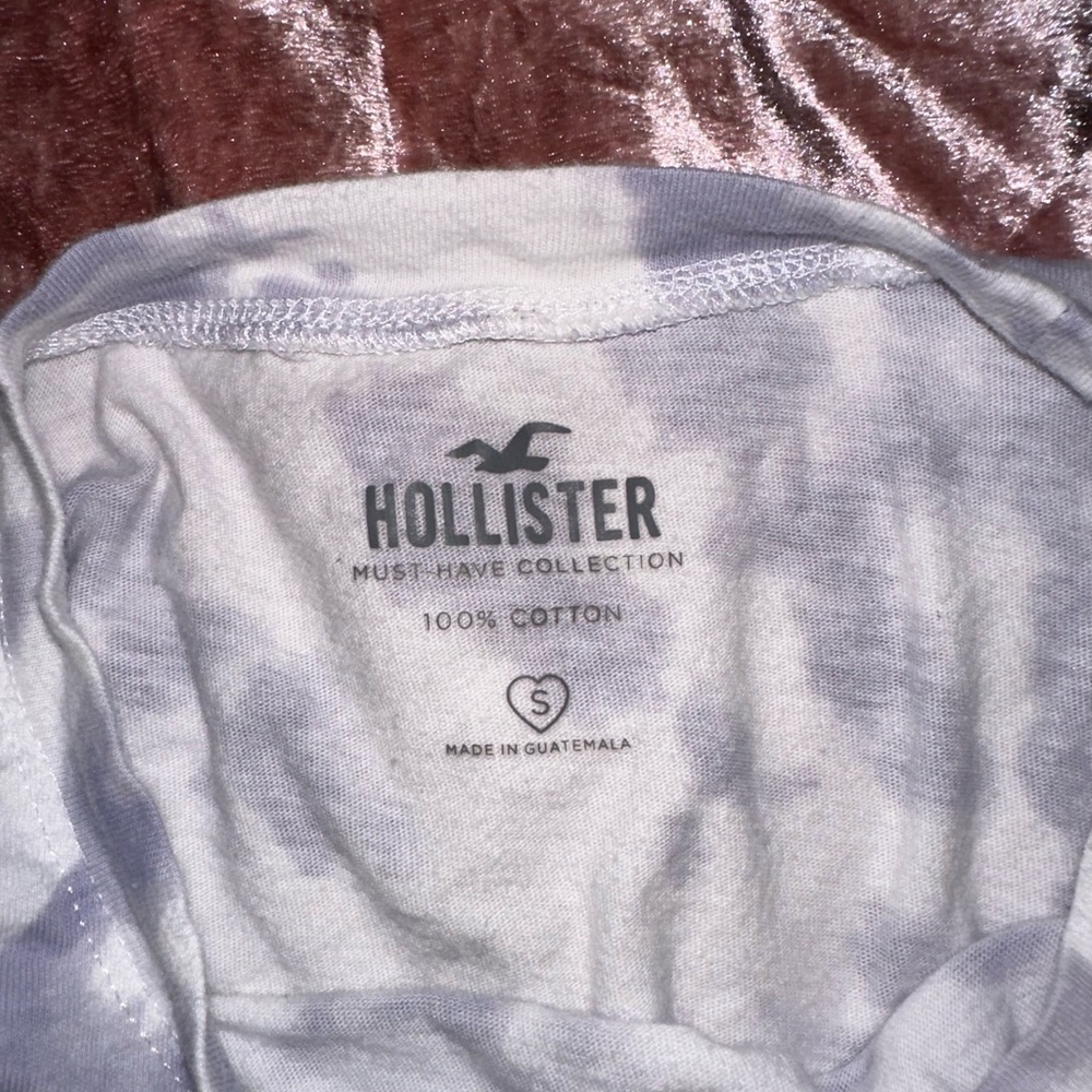 Hollister Tie Dye Cropped Tee - Picture 3 of 3